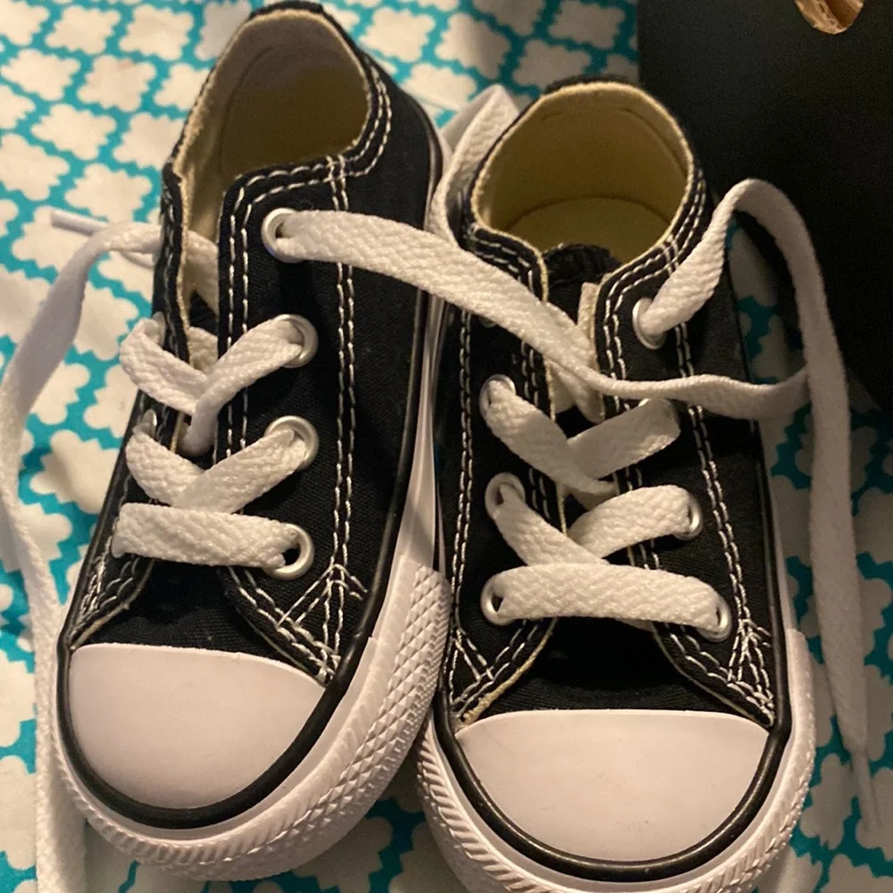 Size 5 converse